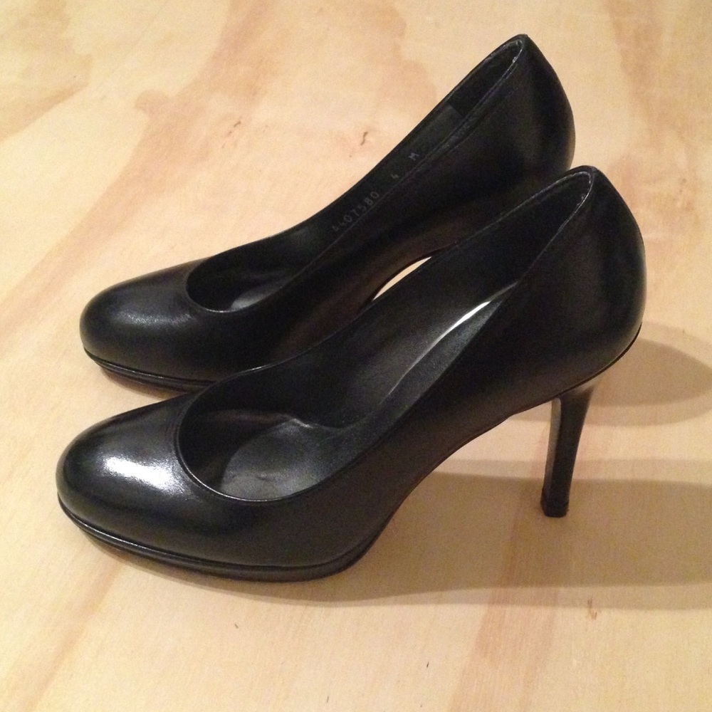 Stuart Weitzman Black Leather High Heels Size 4